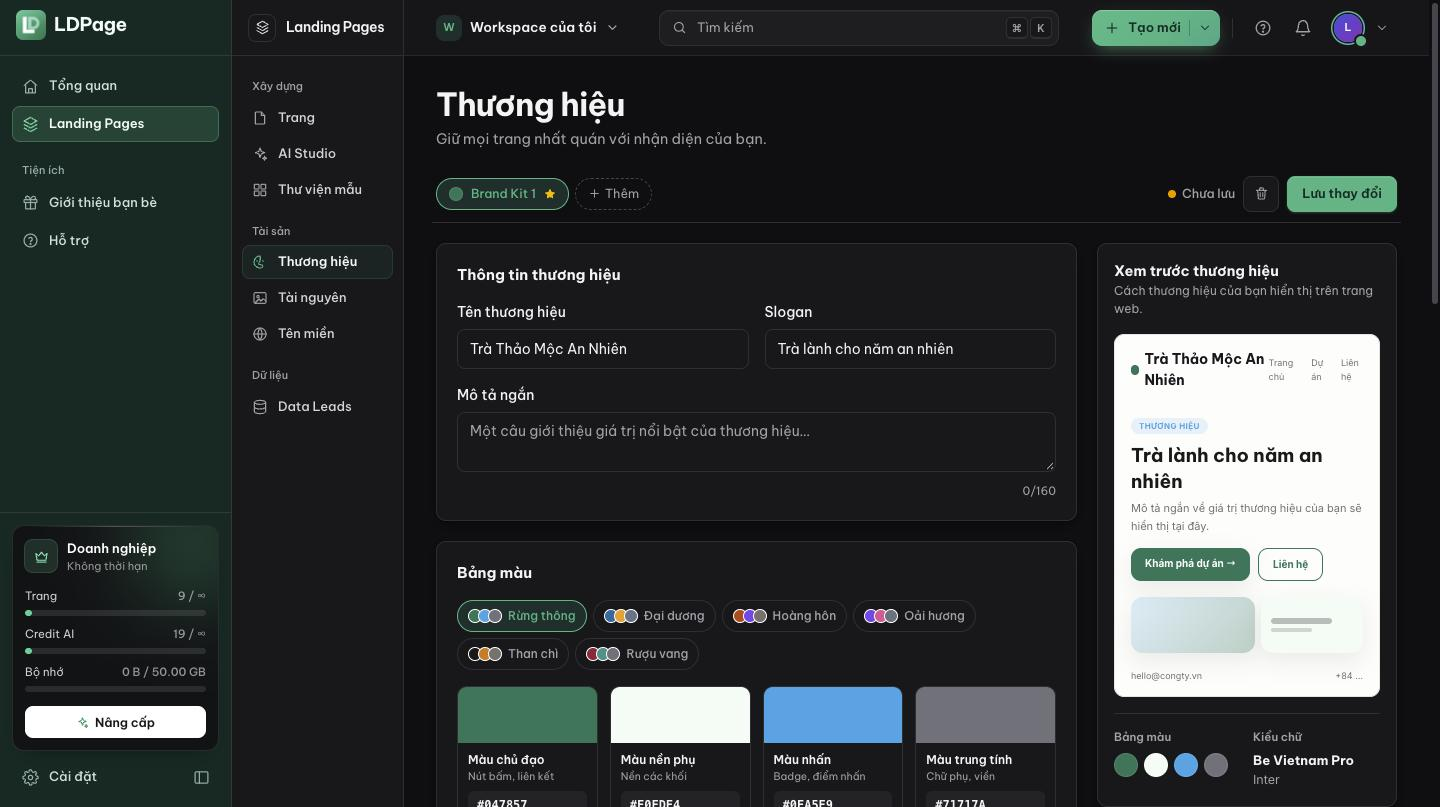 Form Brand Kit với thông tin thương hiệu và bảng màu